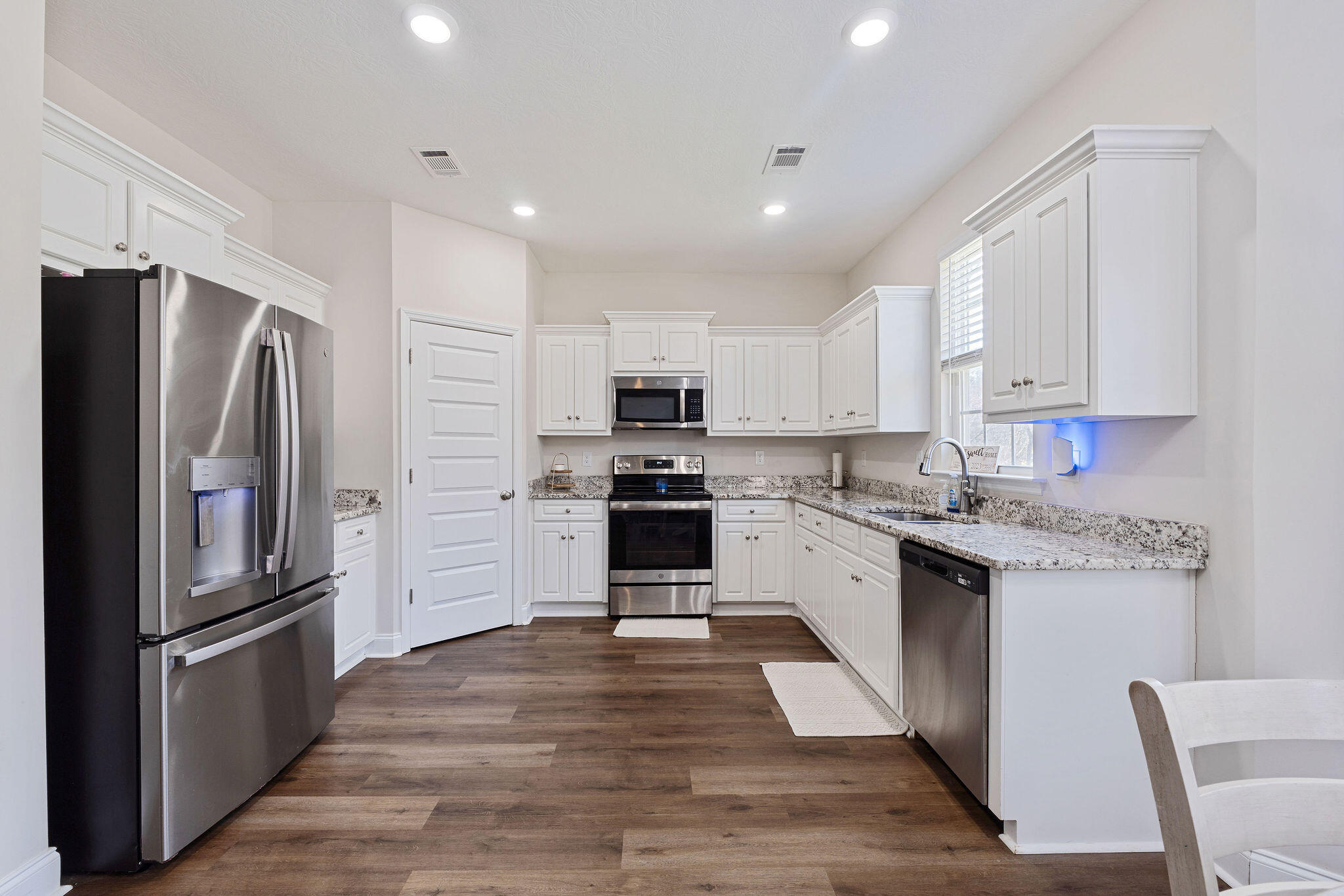 1410 Womrath Road North Augusta, SC 29841 - Photo 9 of 41 Kitchen