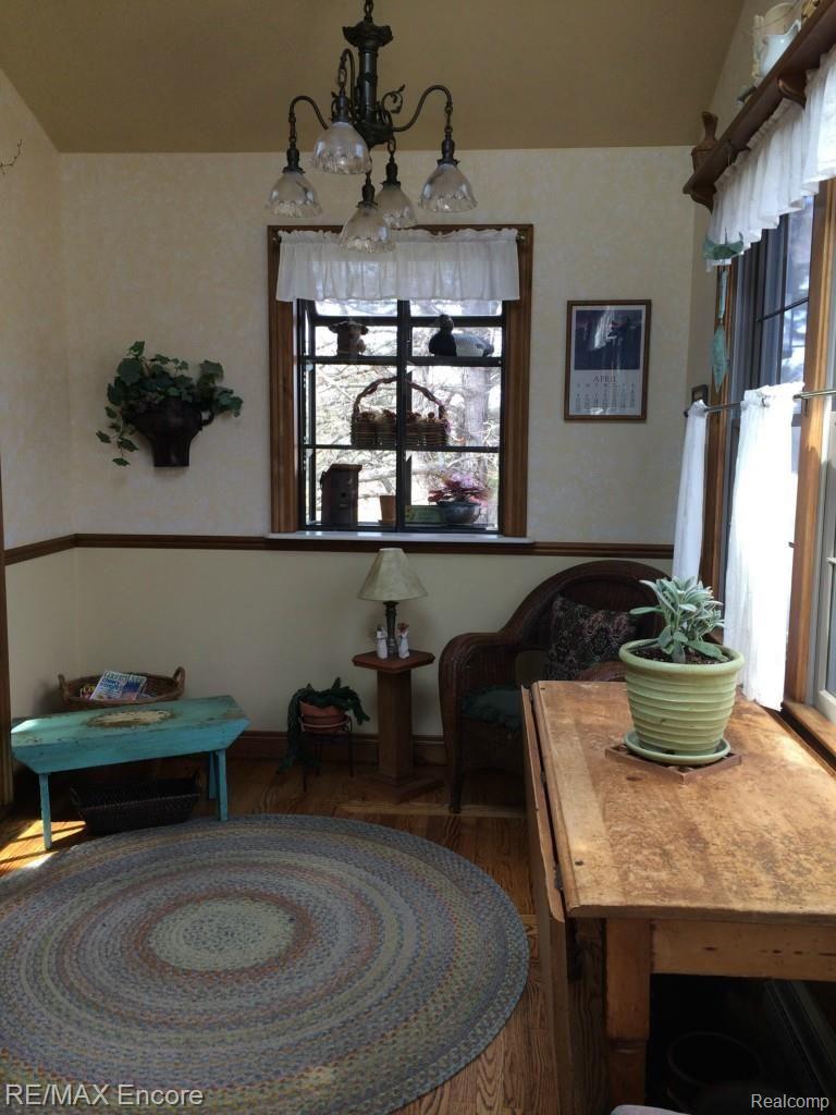 8010 Torrey Road Grand Blanc, MI 48439 - Photo 15 of 48 Front Porch