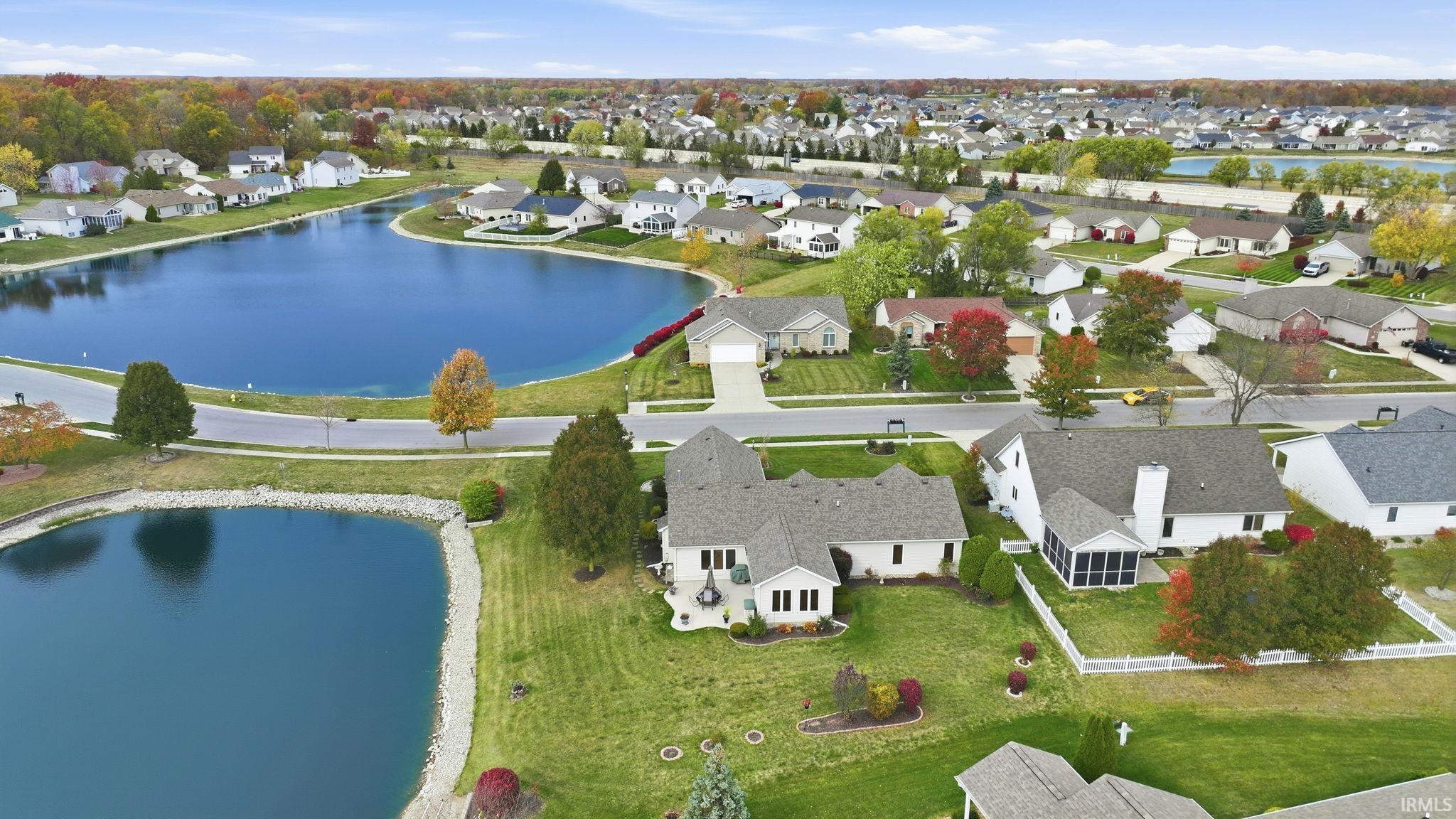 9704 Kildare Crossing Fort Wayne, IN 46835 - Photo 5 of 33