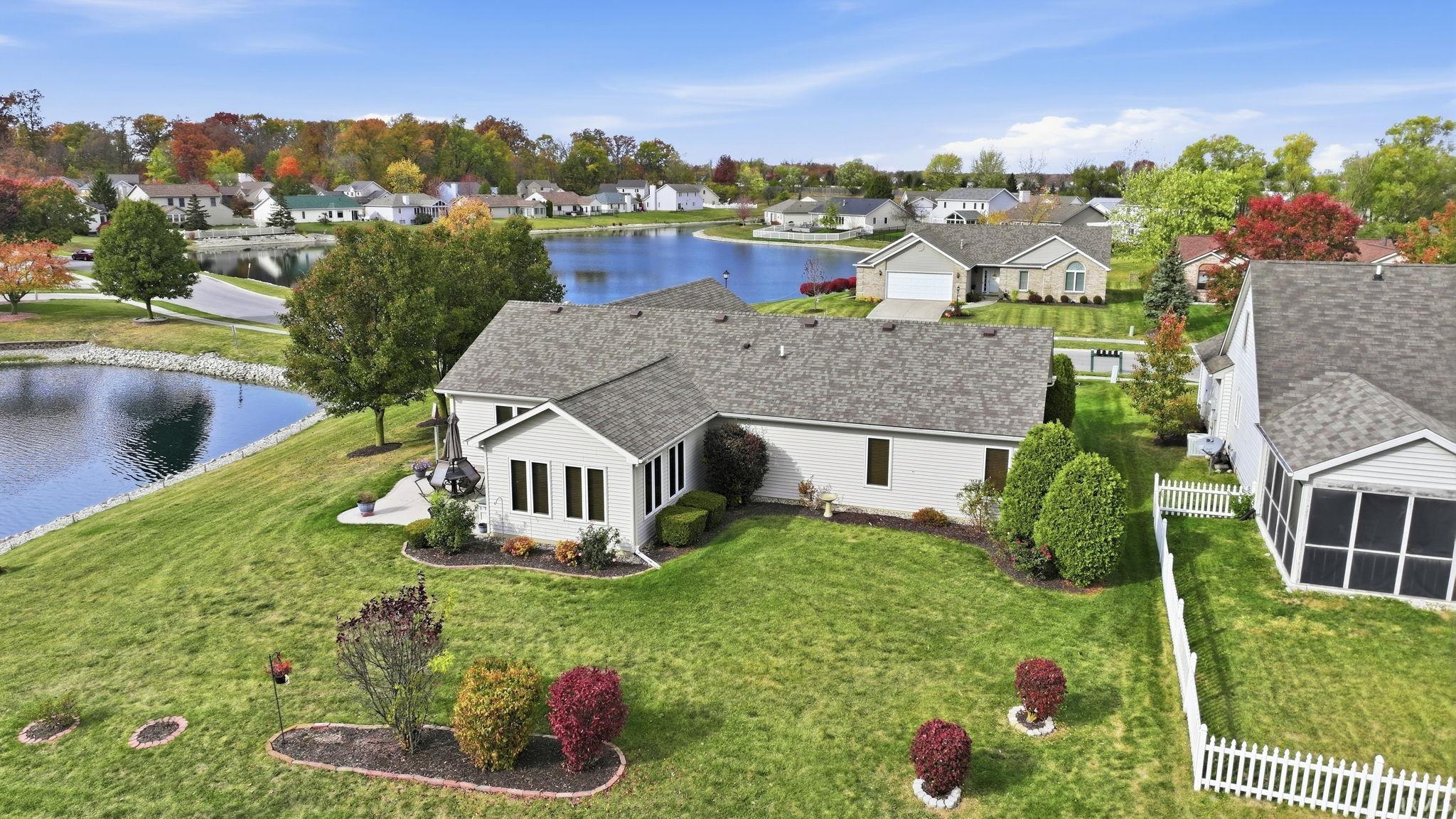 9704 Kildare Crossing Fort Wayne, IN 46835 - Photo 6 of 33