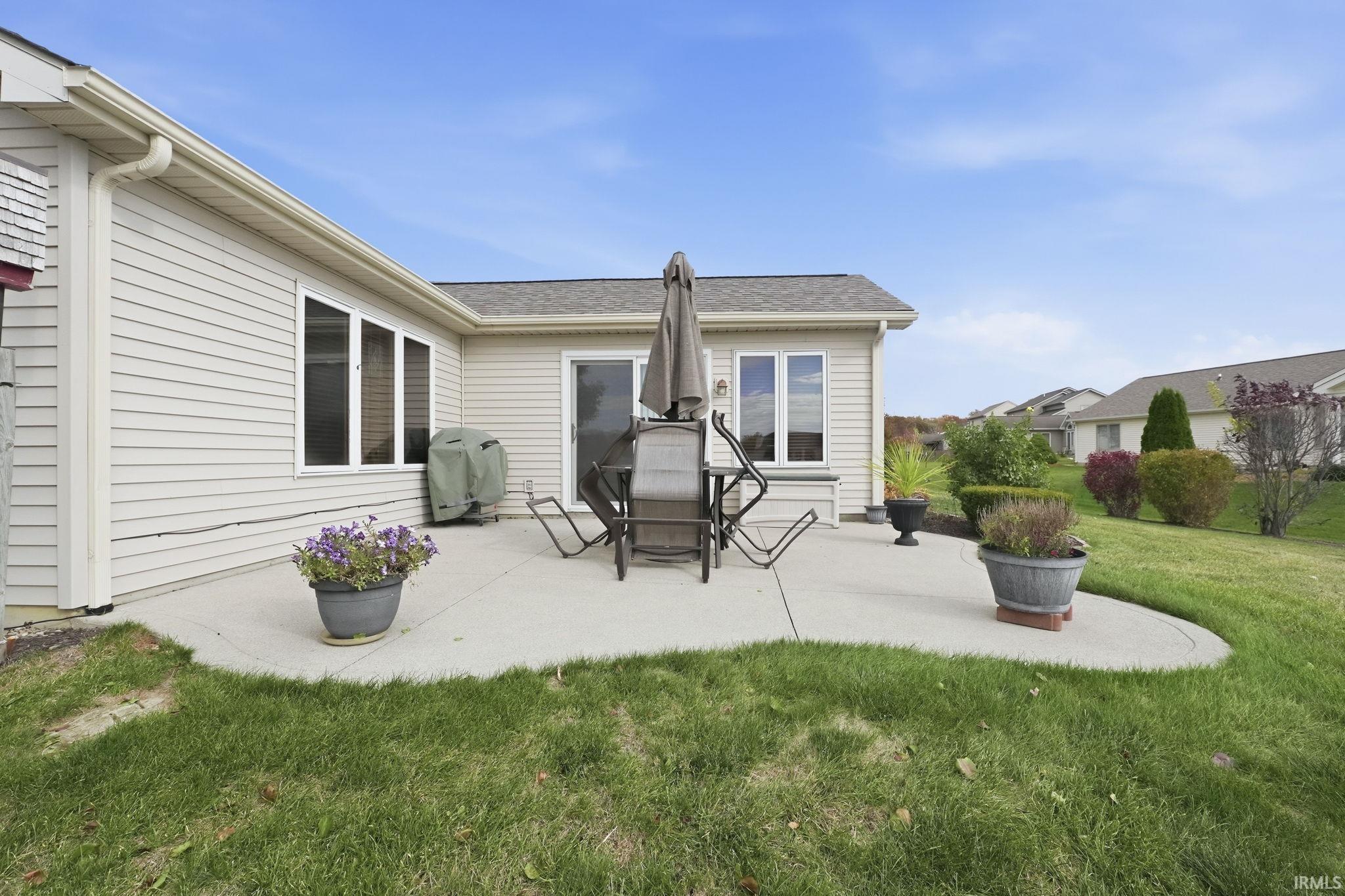 9704 Kildare Crossing Fort Wayne, IN 46835 - Photo 9 of 33