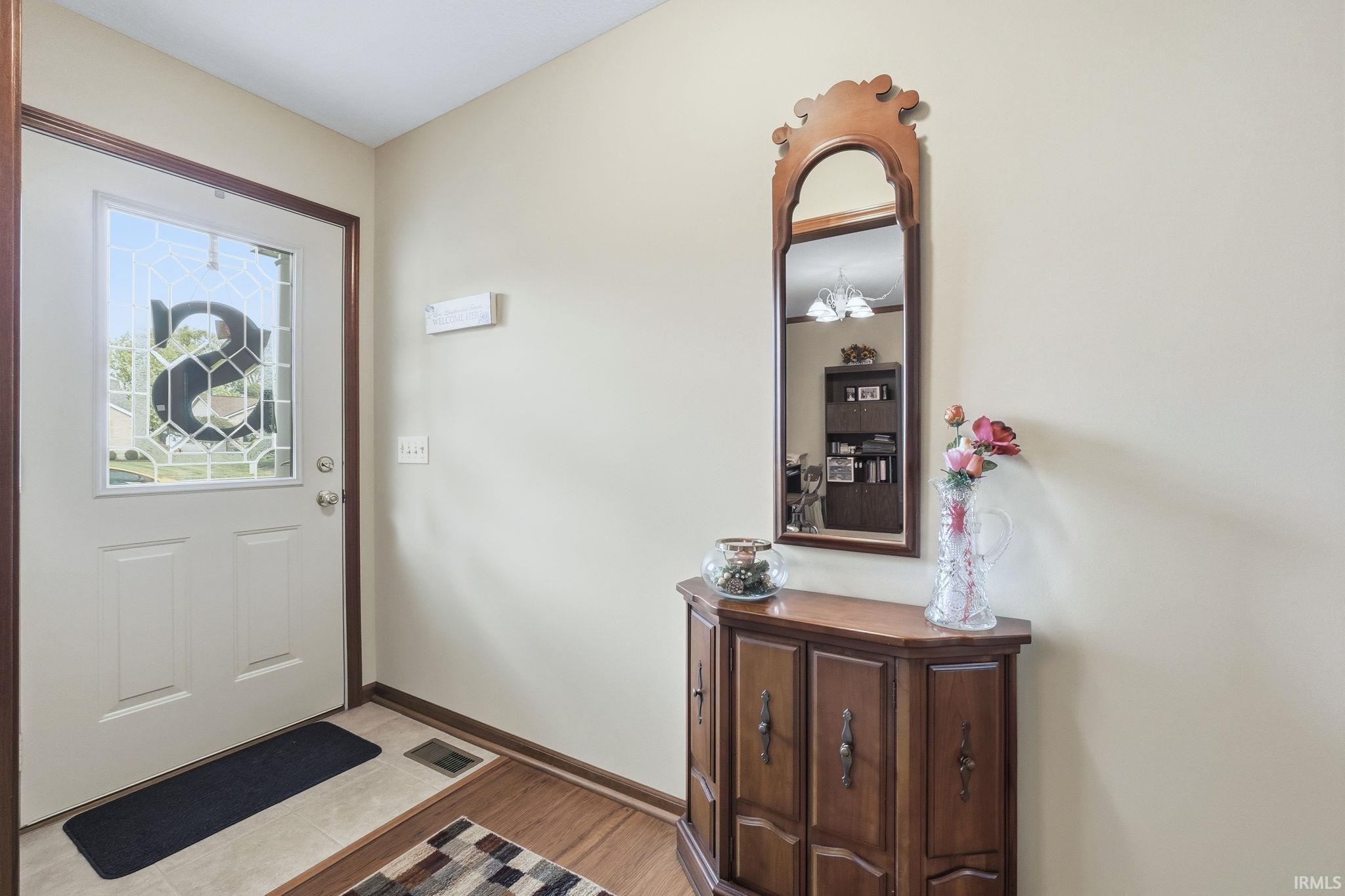 9704 Kildare Crossing Fort Wayne, IN 46835 - Photo 10 of 33