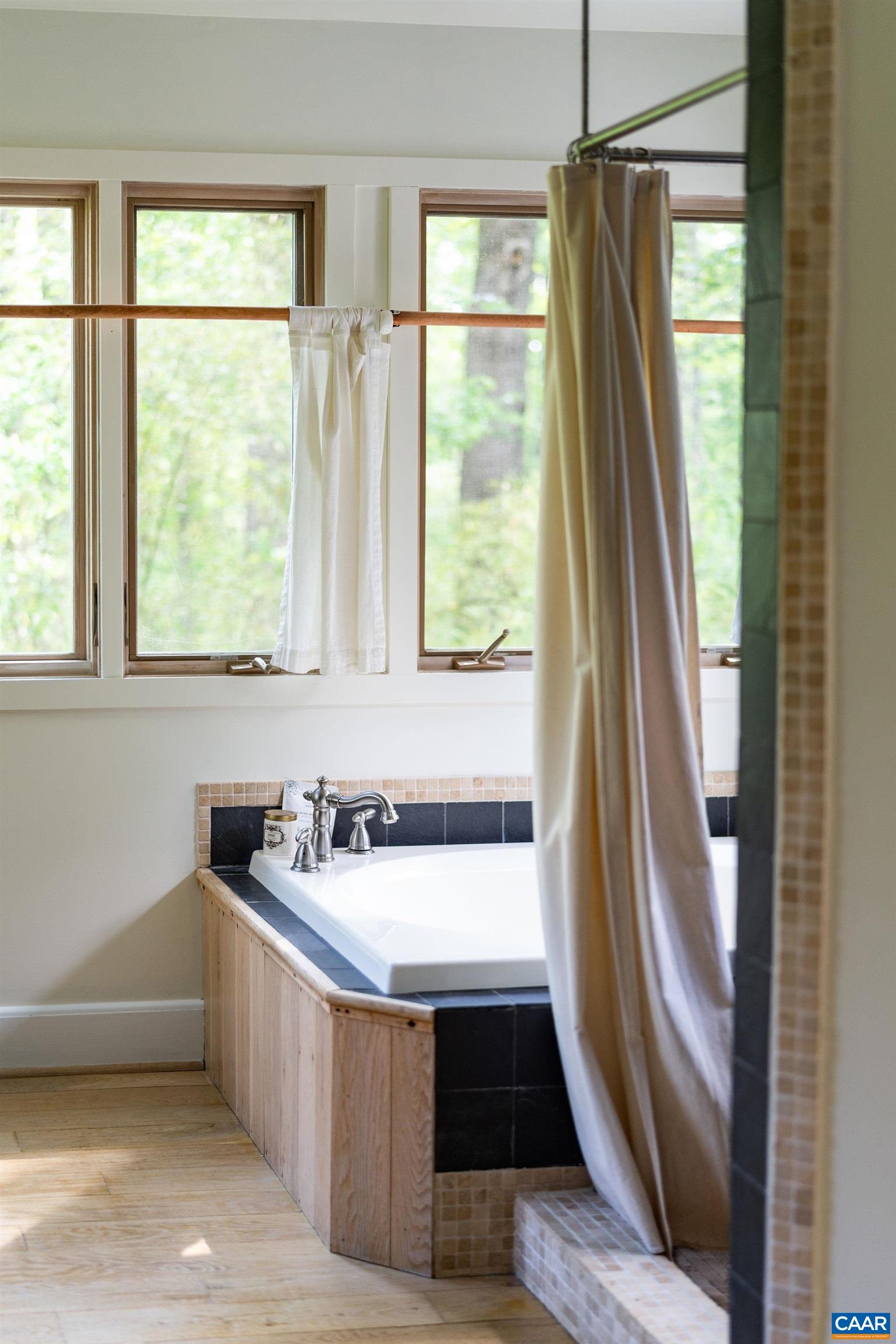 2051 Whippoorwill Road Charlottesville, VA 22901 - Photo 17 of 35 Gallery Image 17