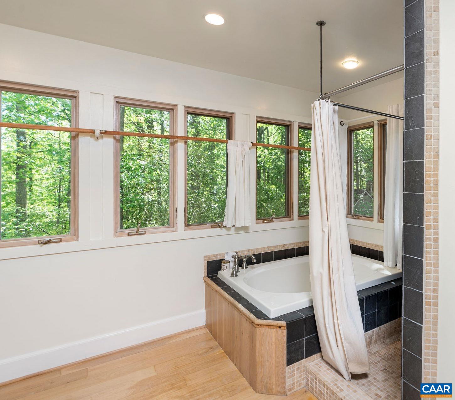 2051 Whippoorwill Road Charlottesville, VA 22901 - Photo 18 of 35 Gallery Image 18