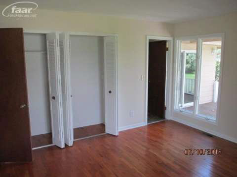 6122 West Mount Morris Road Mount Morris, MI 48458 - Photo 12 of 26 20363929-11.JPG