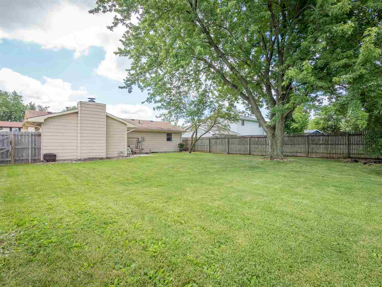 9127 Ridgetree Drive Fort Wayne, IN 46819 - Photo 32 of 36