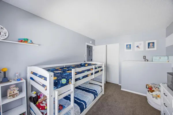 $300,000 | 5512 18th Street South, Fargo, ND 58104