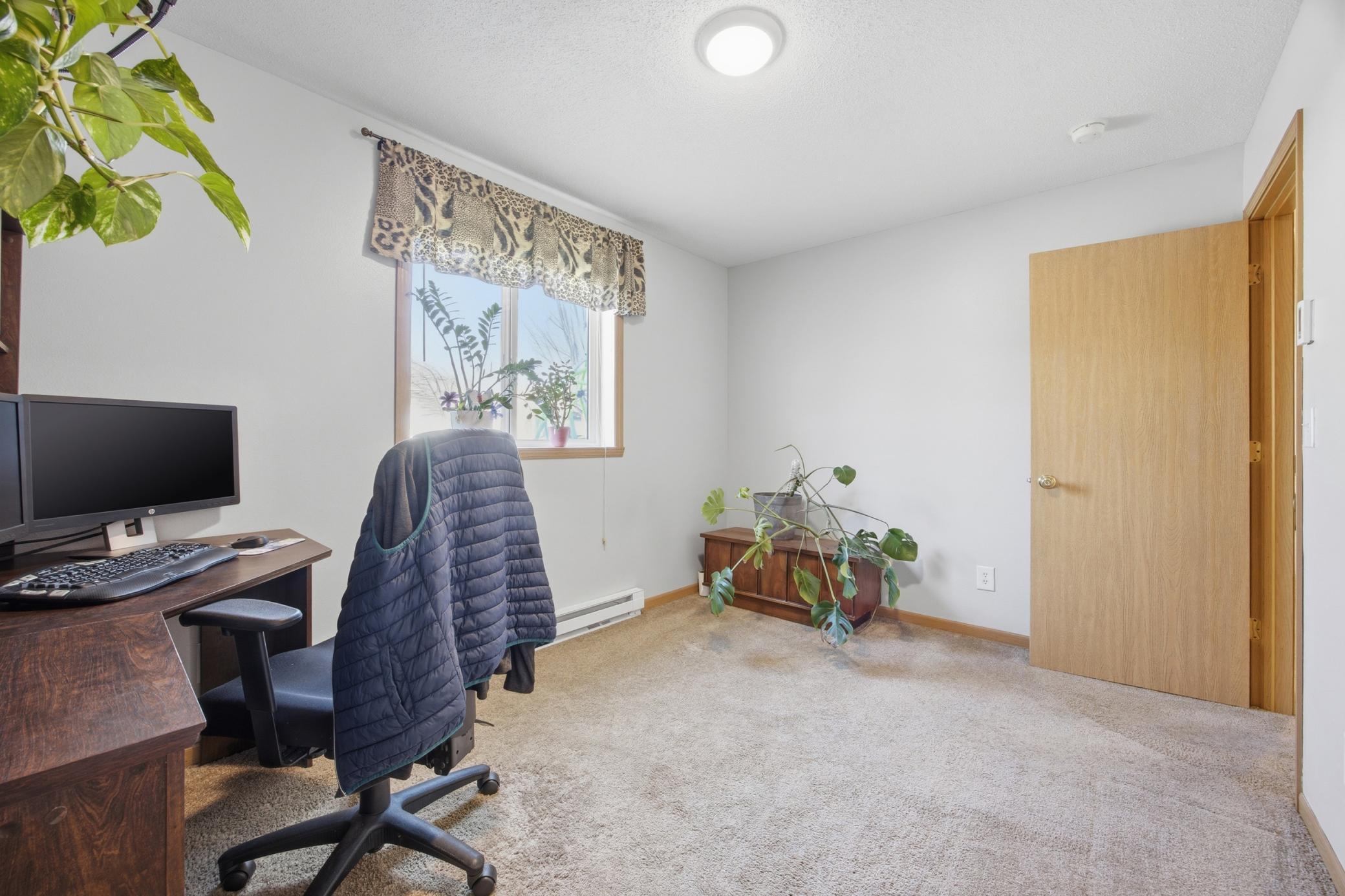 5512 18th Street South Fargo, ND 58104 - Photo 20 of 35