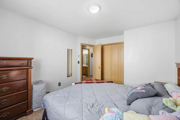$300,000 | 5512 18th Street South, Fargo, ND 58104