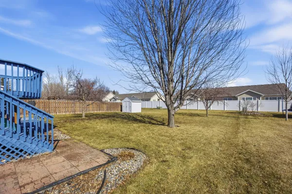 $300,000 | 5512 18th Street South, Fargo, ND 58104