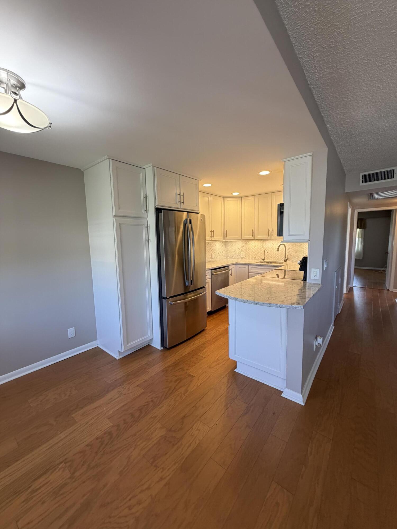 166 Dorset D Boca Raton, FL 33434 - Photo 5 of 23 IMG_1031