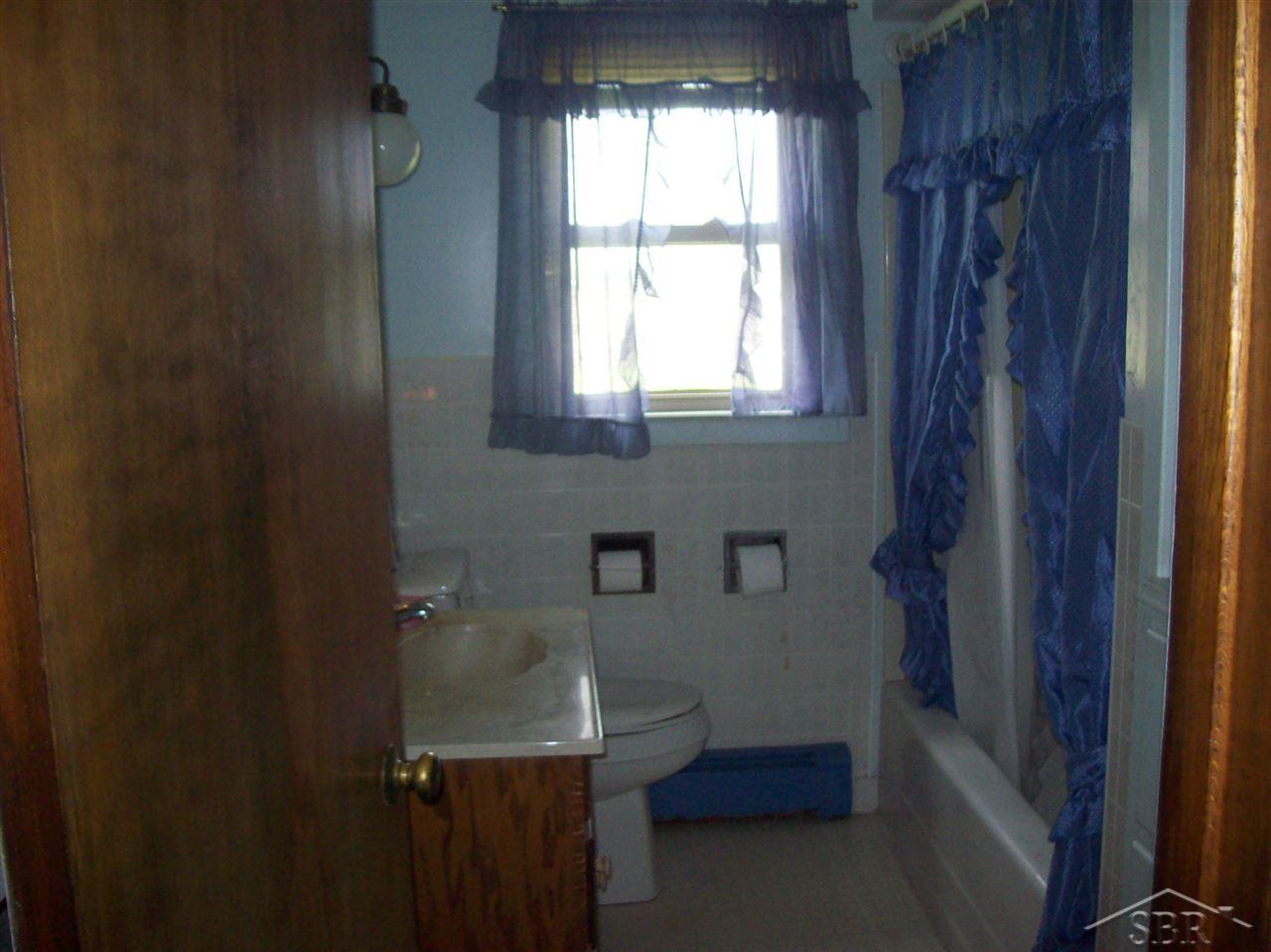 6130 Wadsworth Road Saginaw, MI 48601 - Photo 8 of 13 31290709-7.JPG