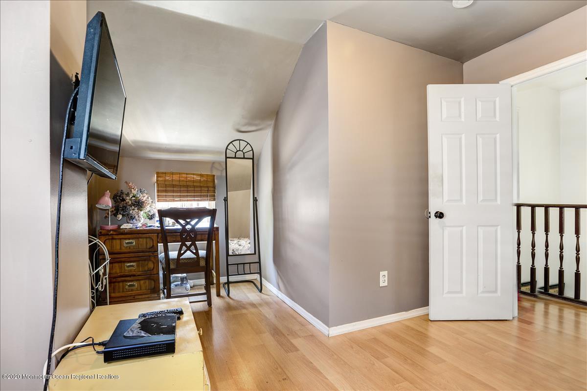 129 2nd Street Keyport, NJ 07735 - Photo 12 of 23 2nd bedroom