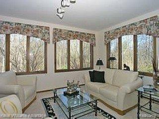20240 Beck Road Northville, MI 48167 - Photo 2 of 10 Sunroom