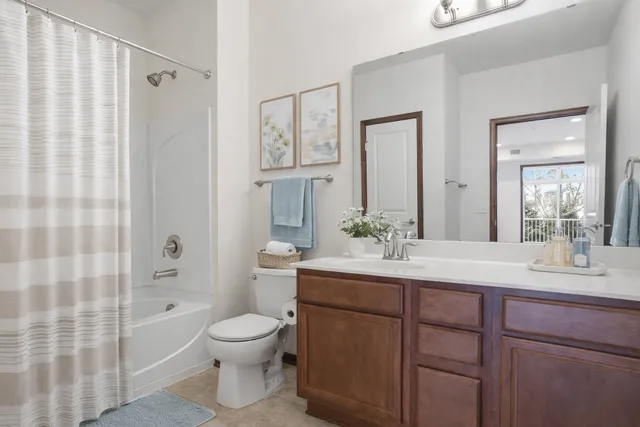 $325,000 | 1840 Freedom Lane, Unit 102, Chanhassen, MN 55317