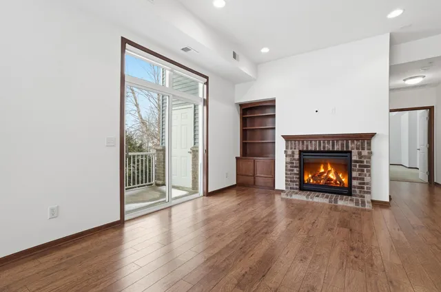 $325,000 | 1840 Freedom Lane, Unit 102, Chanhassen, MN 55317