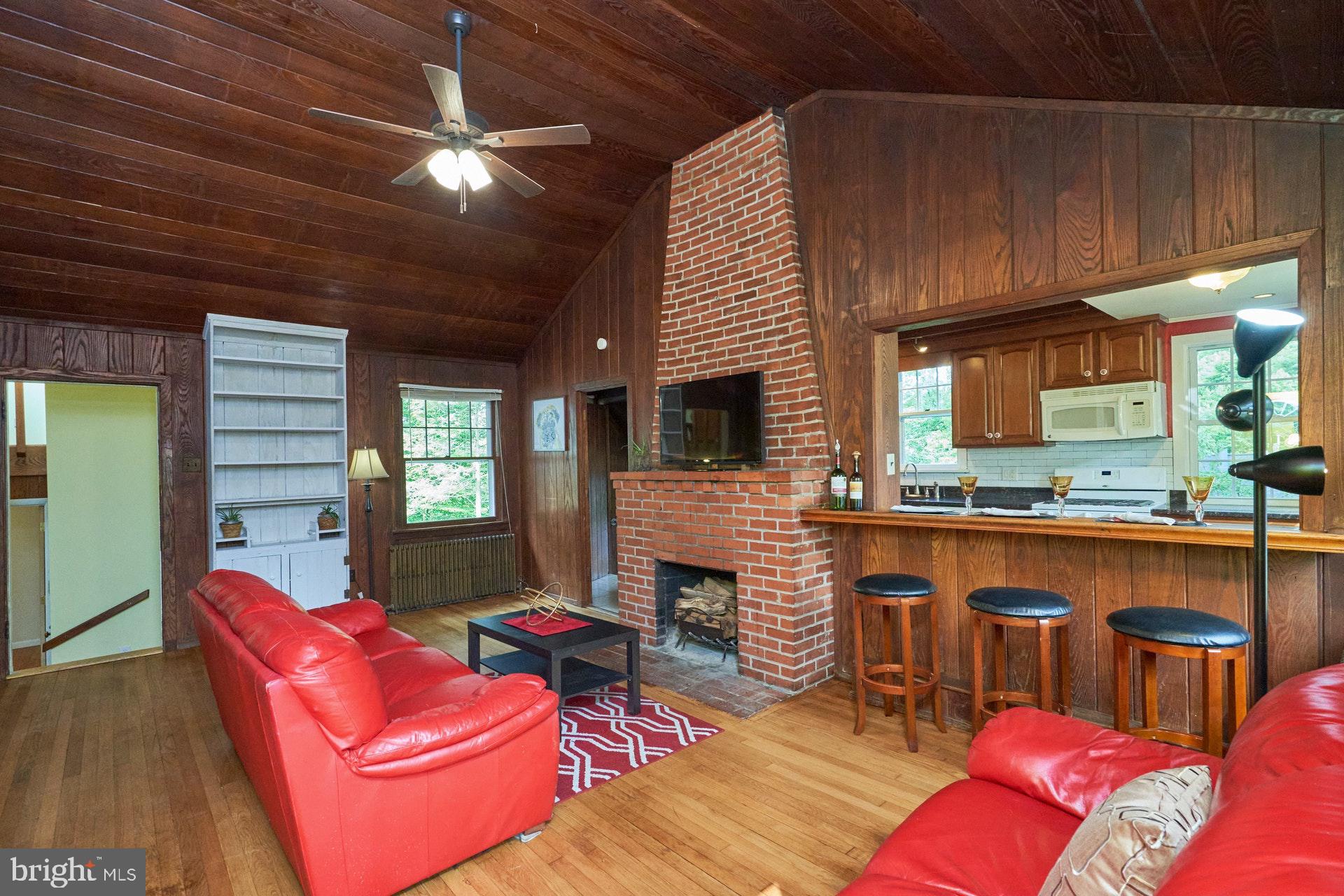 3301 Chatham Road Hyattsville, MD 20783 - Photo 2 of 33 Fabulous large living room with natural hardwoods