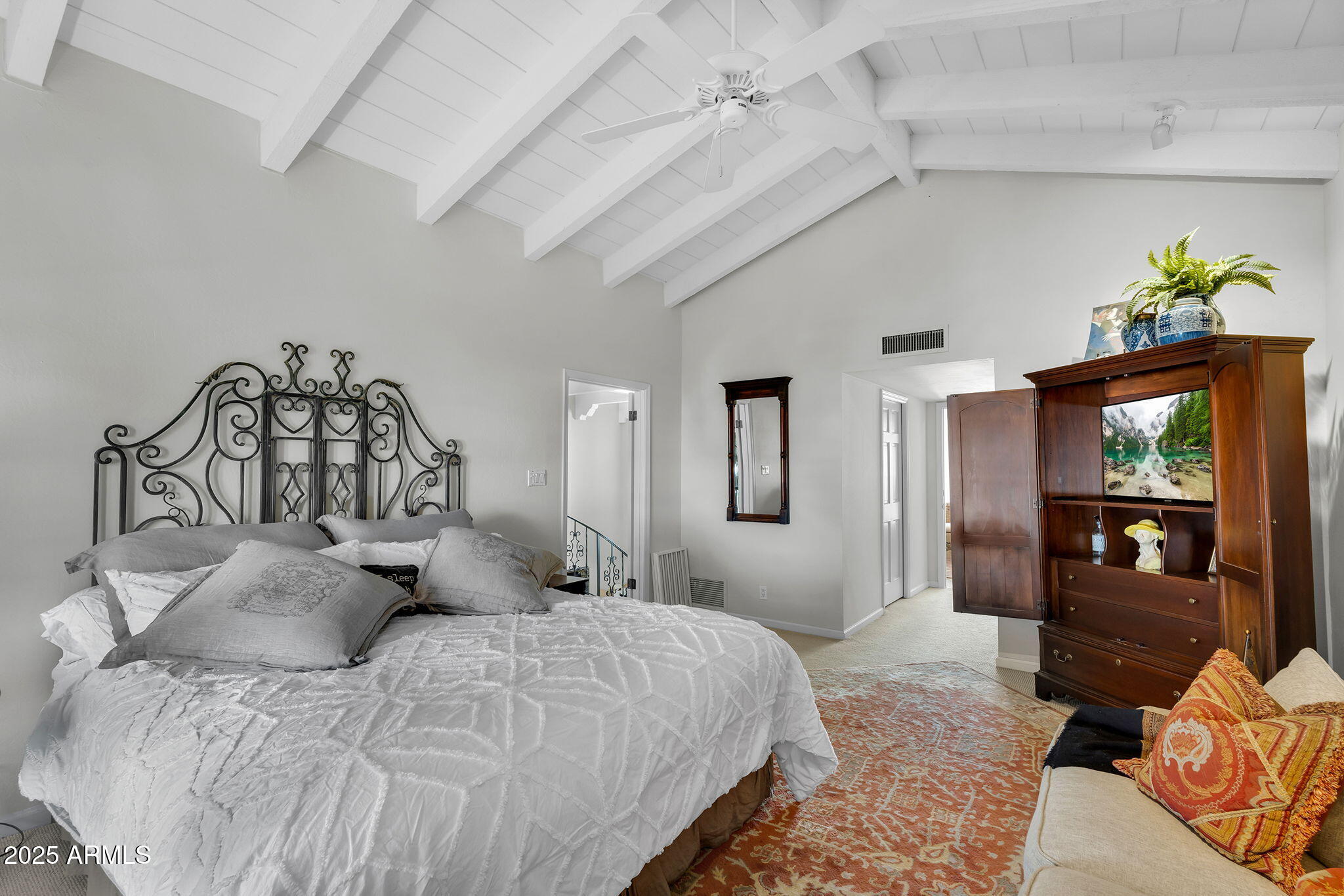 6701 North Scottsdale Road, Unit 16 Scottsdale, AZ 85250 - Photo 47 of 83 Primary suite