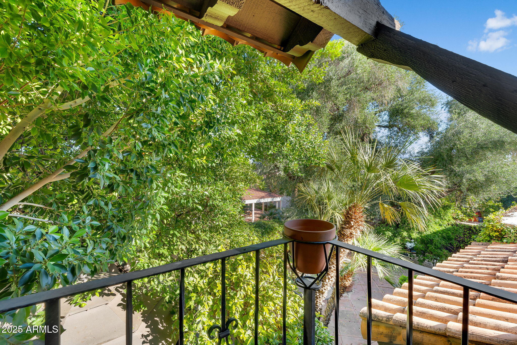 6701 North Scottsdale Road, Unit 16 Scottsdale, AZ 85250 - Photo 55 of 83 a view of a balcony with an outdoor space