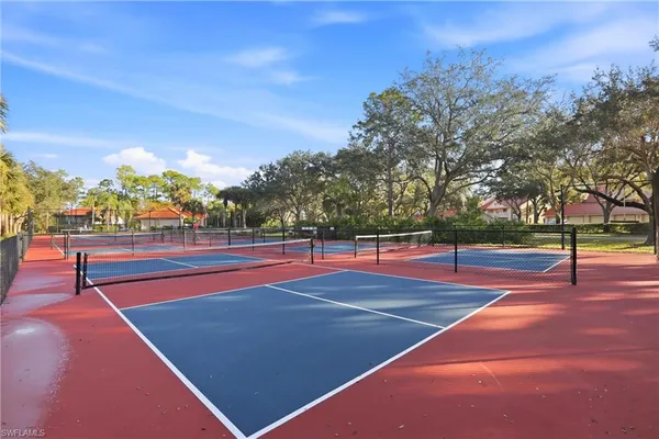 $349,900 | 289 Robin Hood Circle, Unit 101, Naples, FL 34104