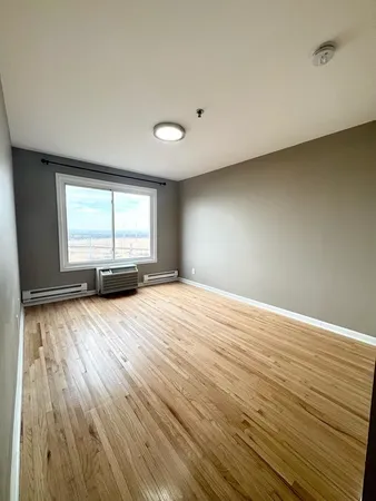 $2,700 | 1911 Grand Avenue, Unit 1C, North Bergen, NJ 07047