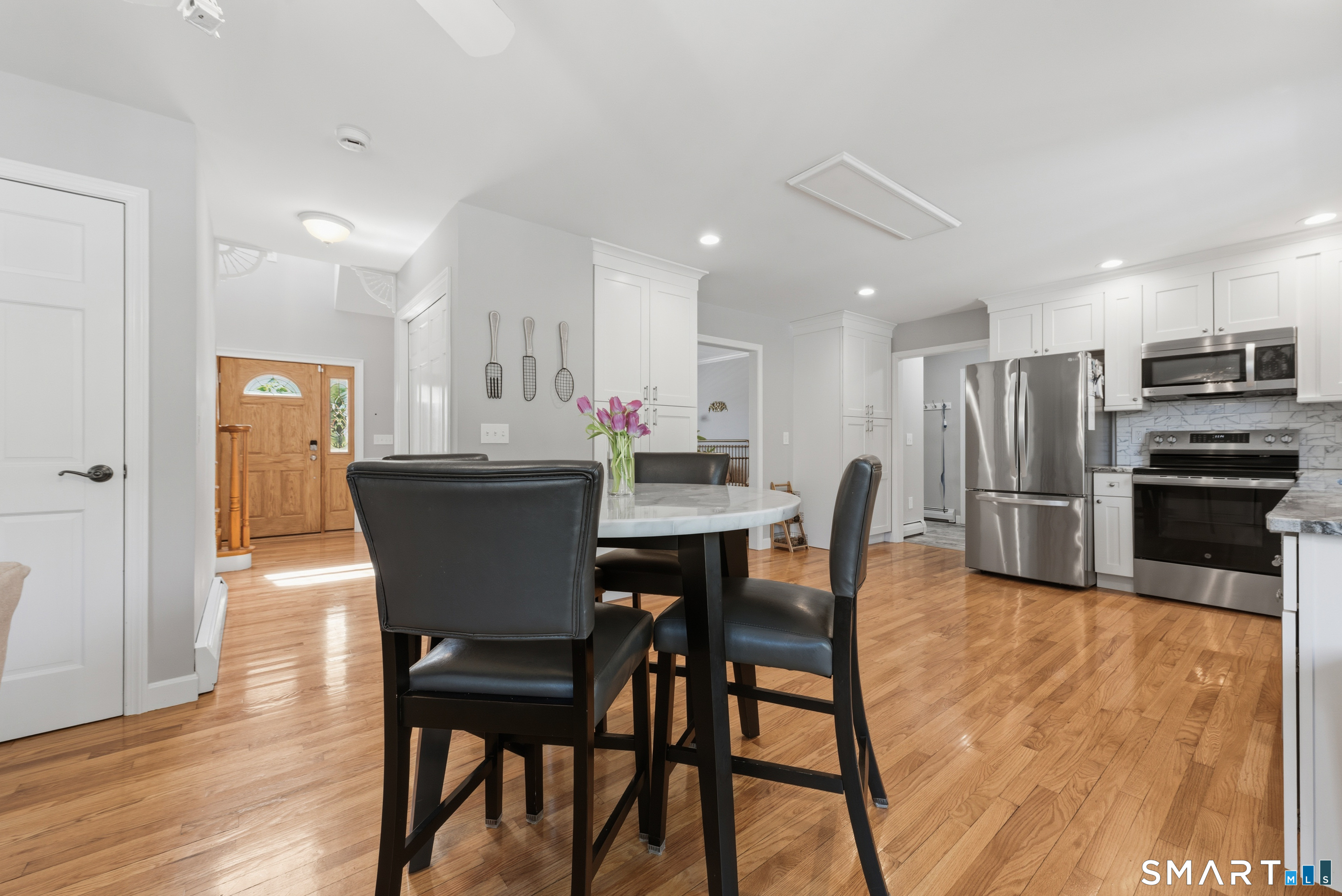 9 Spindle Hill Road Wolcott, CT 06716 - Photo 17 of 40