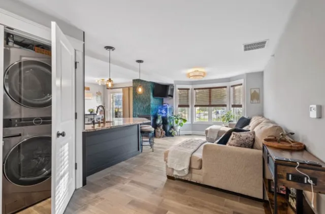 $296,000 | 6009 South Dune Harbor Drive, Unit 101, Portage, IN 46368