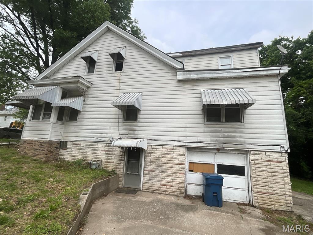 901 Washington Avenue Alton, IL 62002 - Photo 2 of 38
