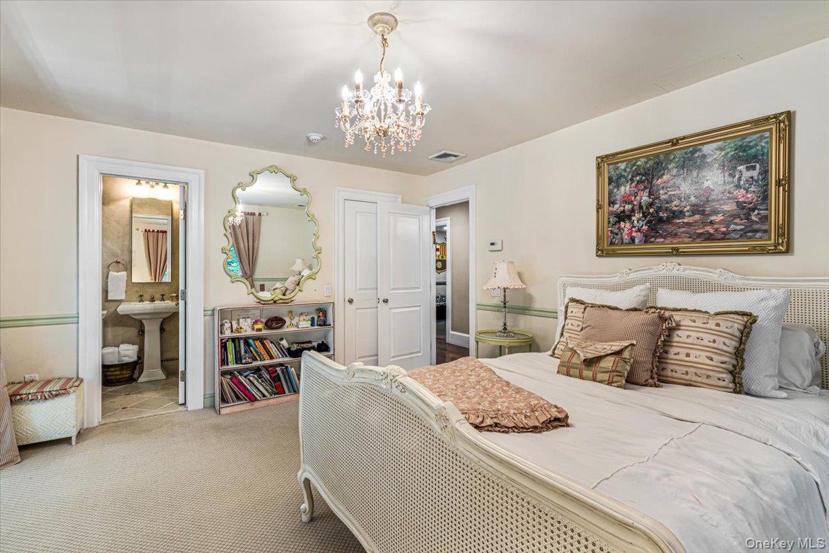 39 Cherry Lane Syosset, NY 11791 - Photo 30 of 43