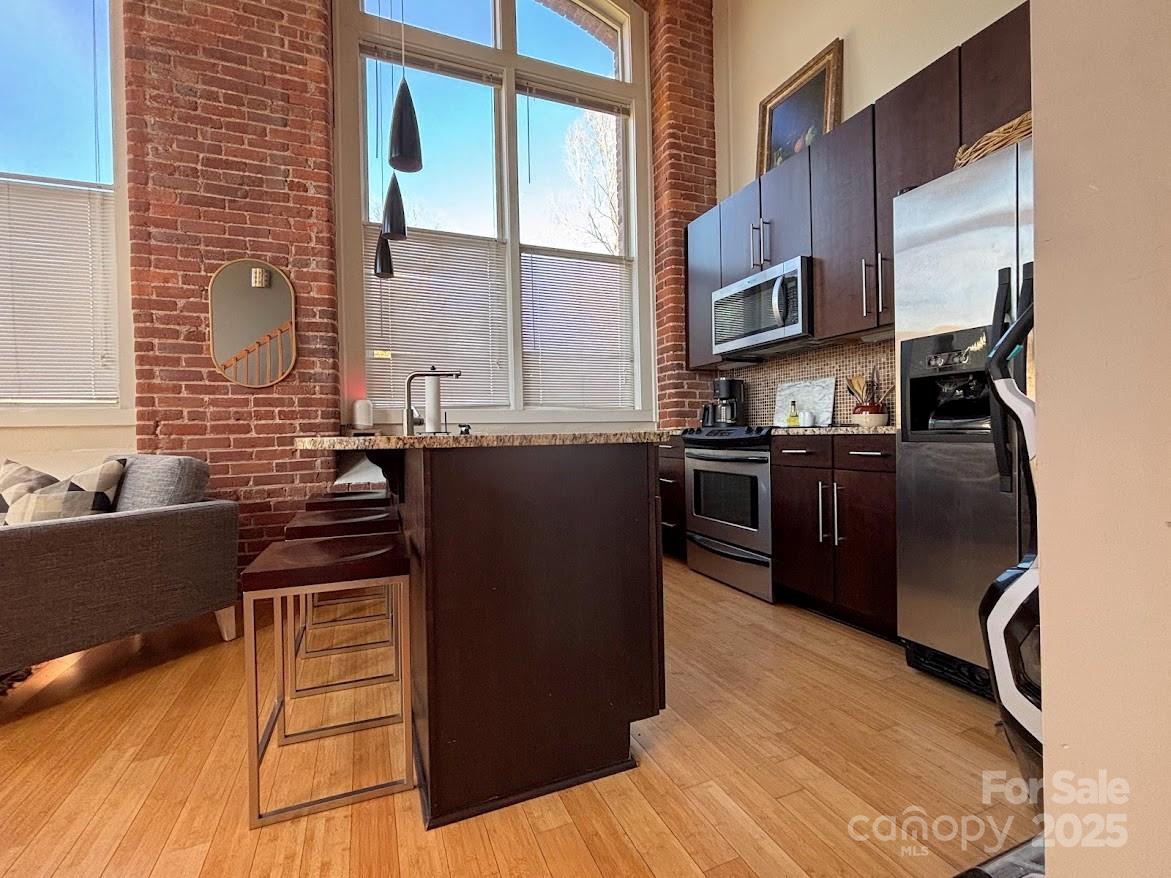201 South Hoskins Road, Unit 136 Charlotte, NC 28208 - Photo 11 of 37