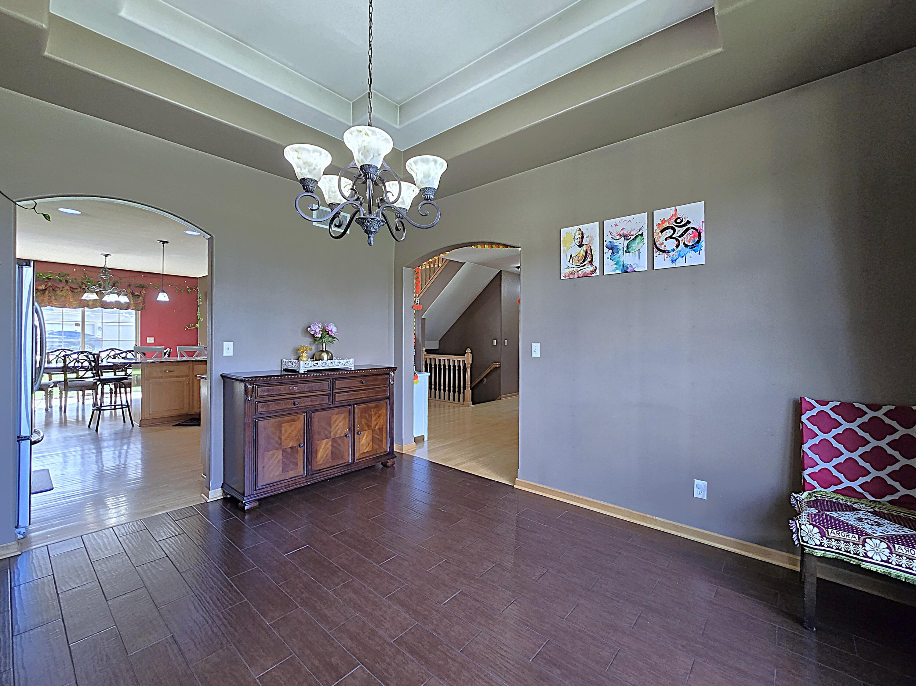 9729 West Prairie Grass Way Franklin, WI 53132 - Photo 12 of 73 Dining Room