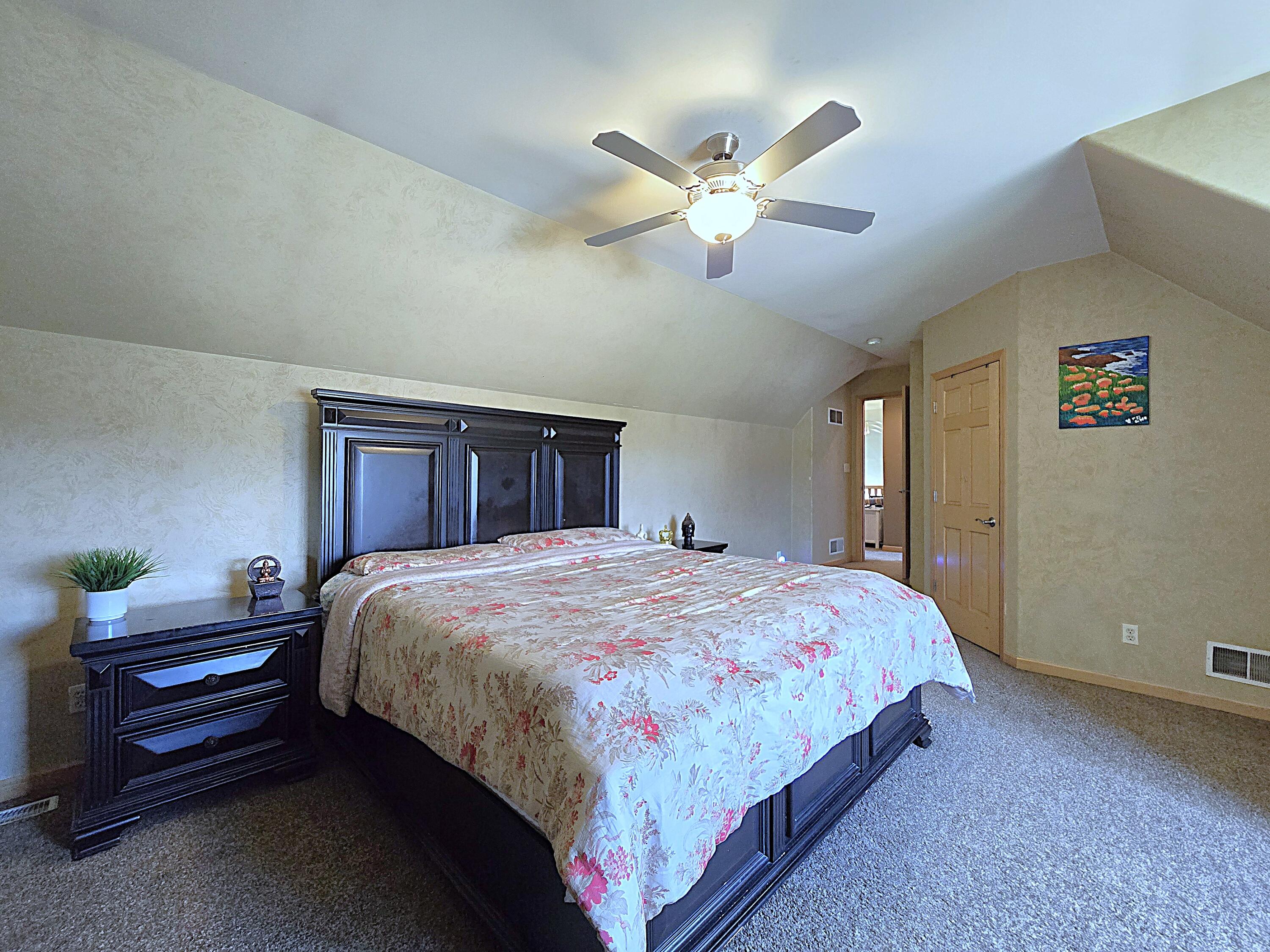 9729 West Prairie Grass Way Franklin, WI 53132 - Photo 32 of 73 Bedroom 2
