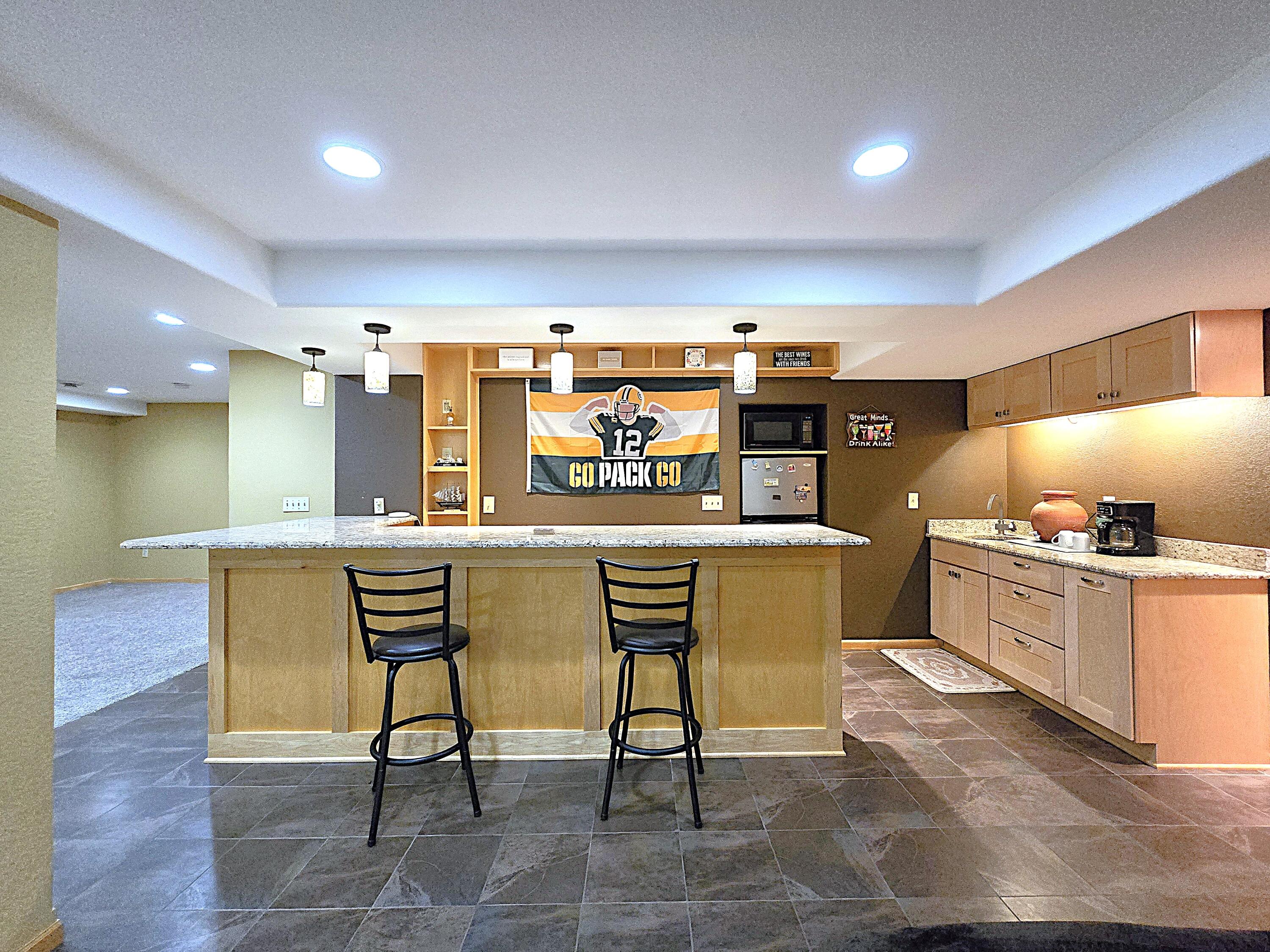 9729 West Prairie Grass Way Franklin, WI 53132 - Photo 50 of 73 Rec Room Bar