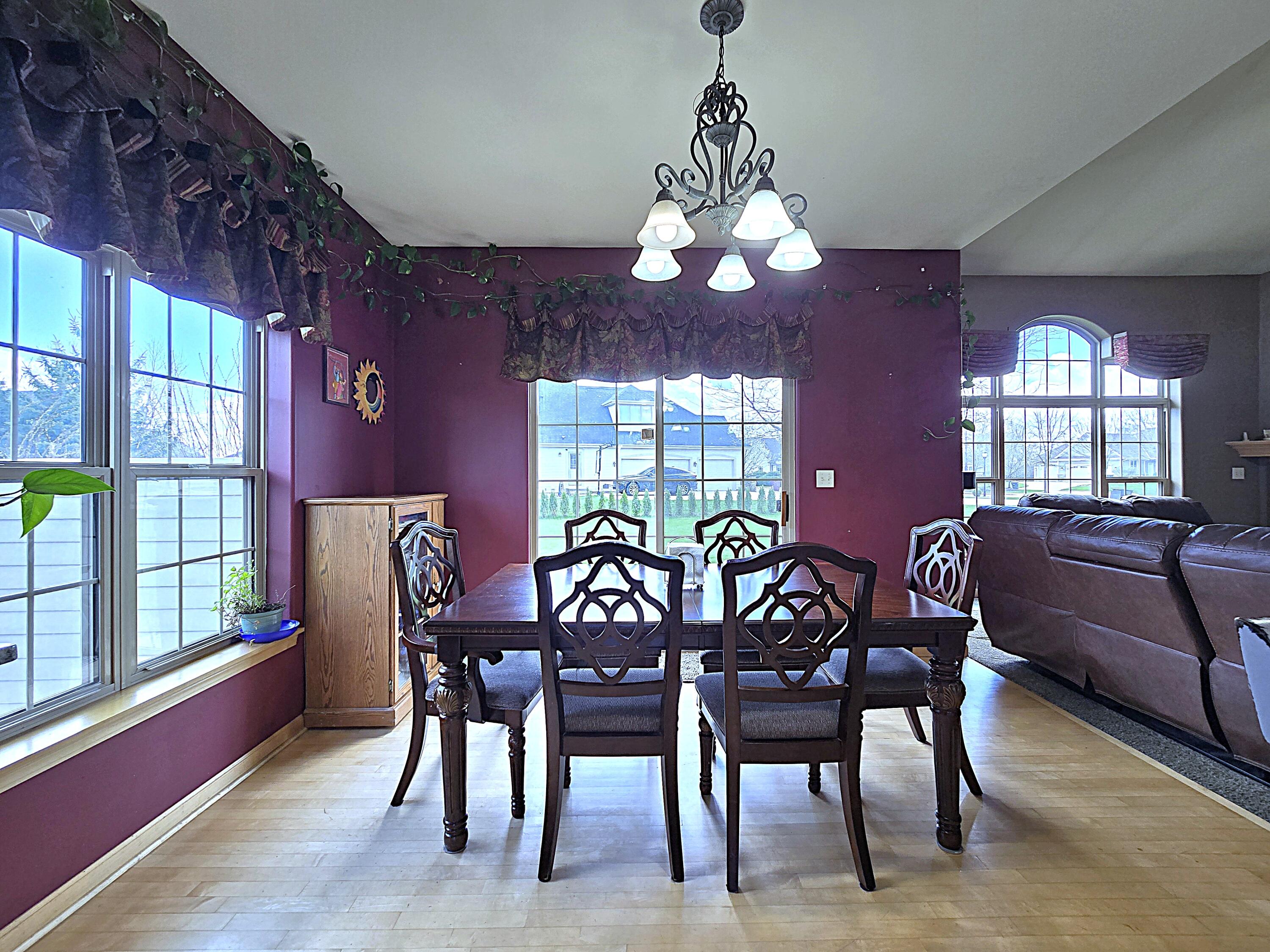 9729 West Prairie Grass Way Franklin, WI 53132 - Photo 10 of 73 Dinette