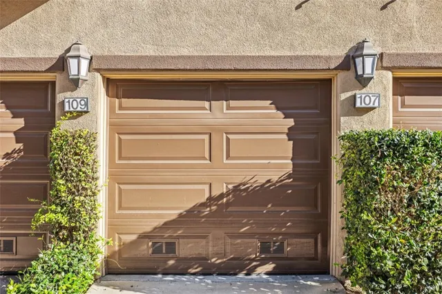 $1,150,000 | 109 Jadestone, Irvine, CA 92603