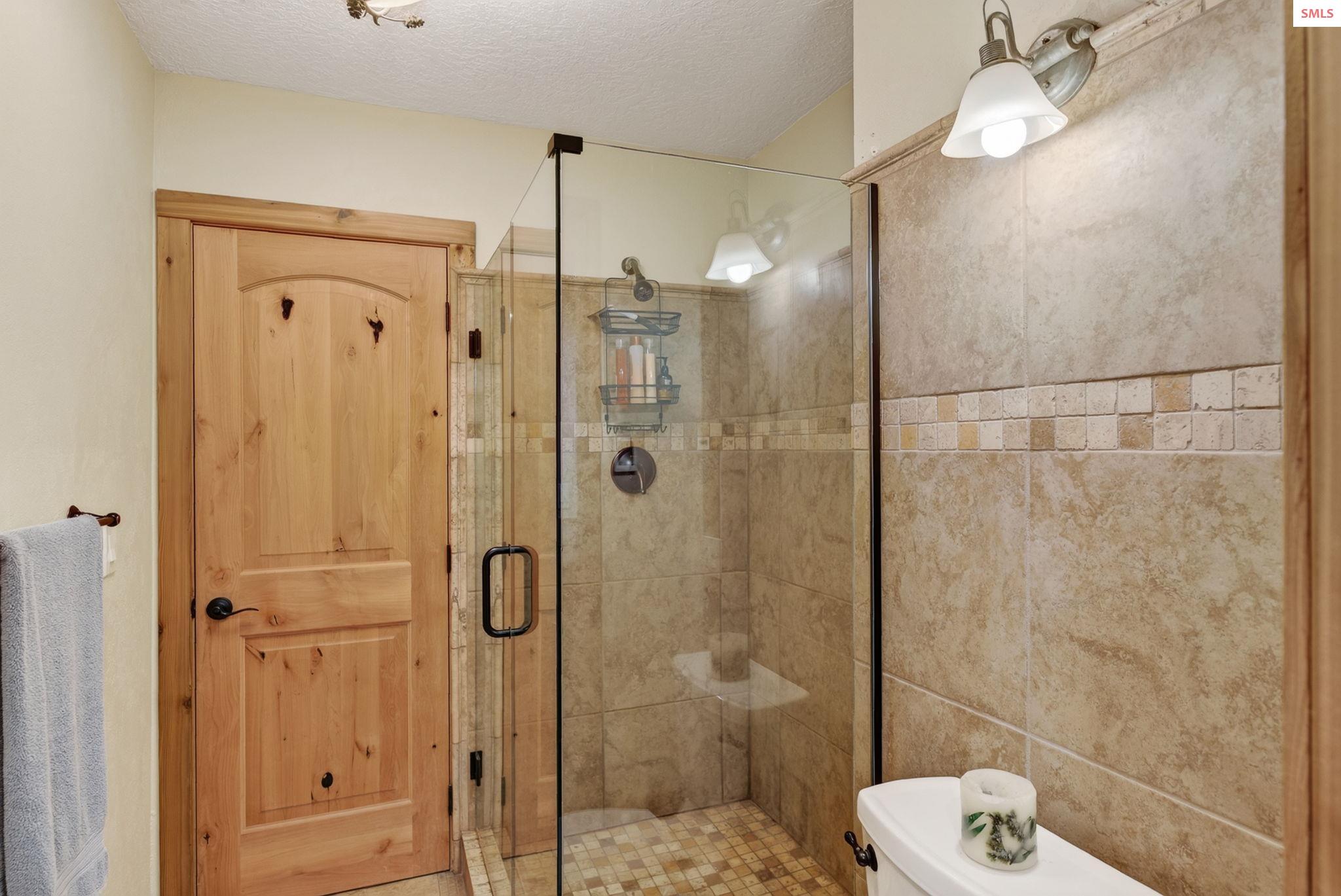 2298 Selkirk Road Sandpoint, ID 83864 - Photo 15 of 49 Gallery Image 15