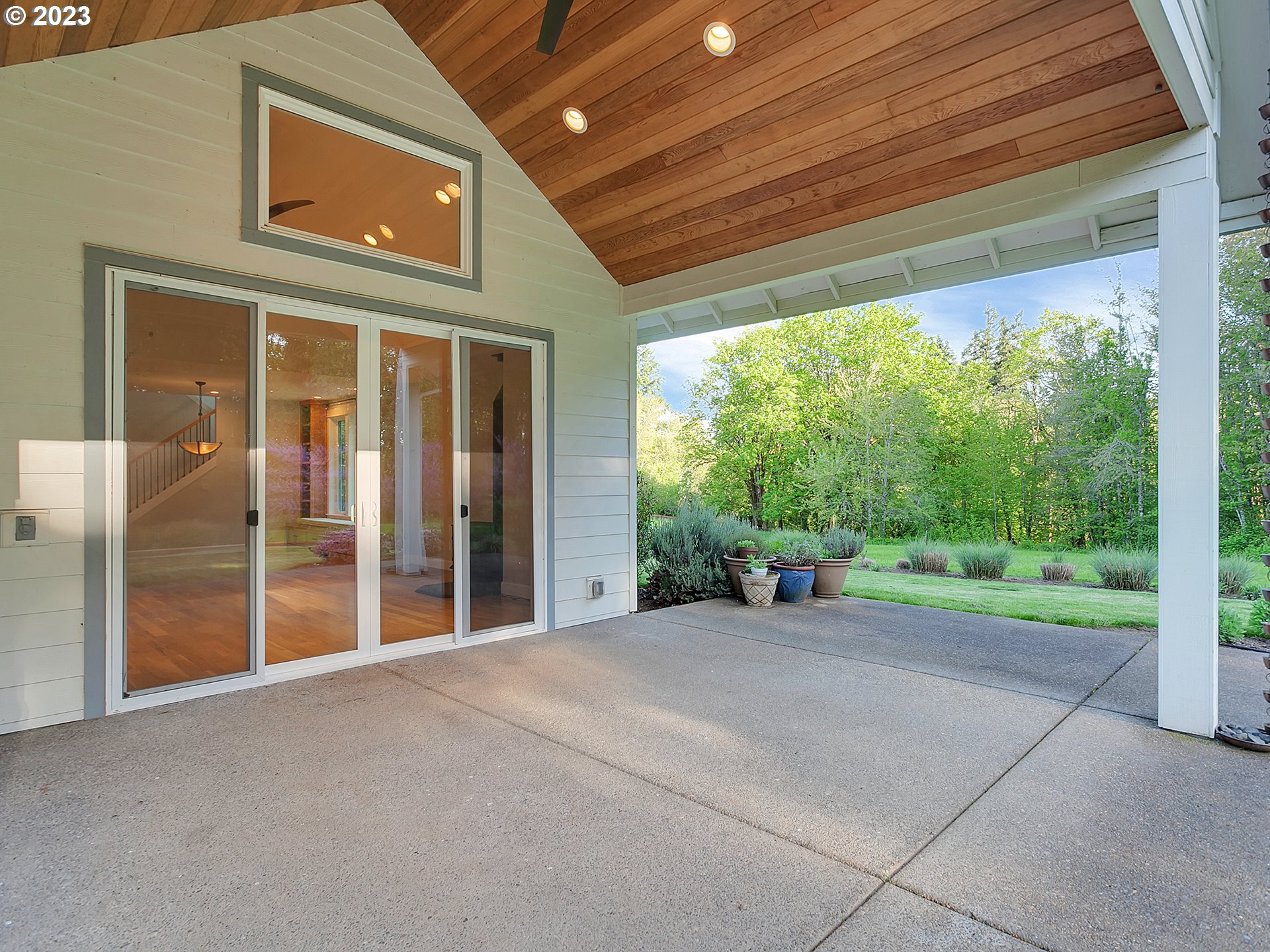 16939 Southwest Wilsonville Road Wilsonville, OR 97070 - Photo 26 of 43 a view of a house with backyard and porch