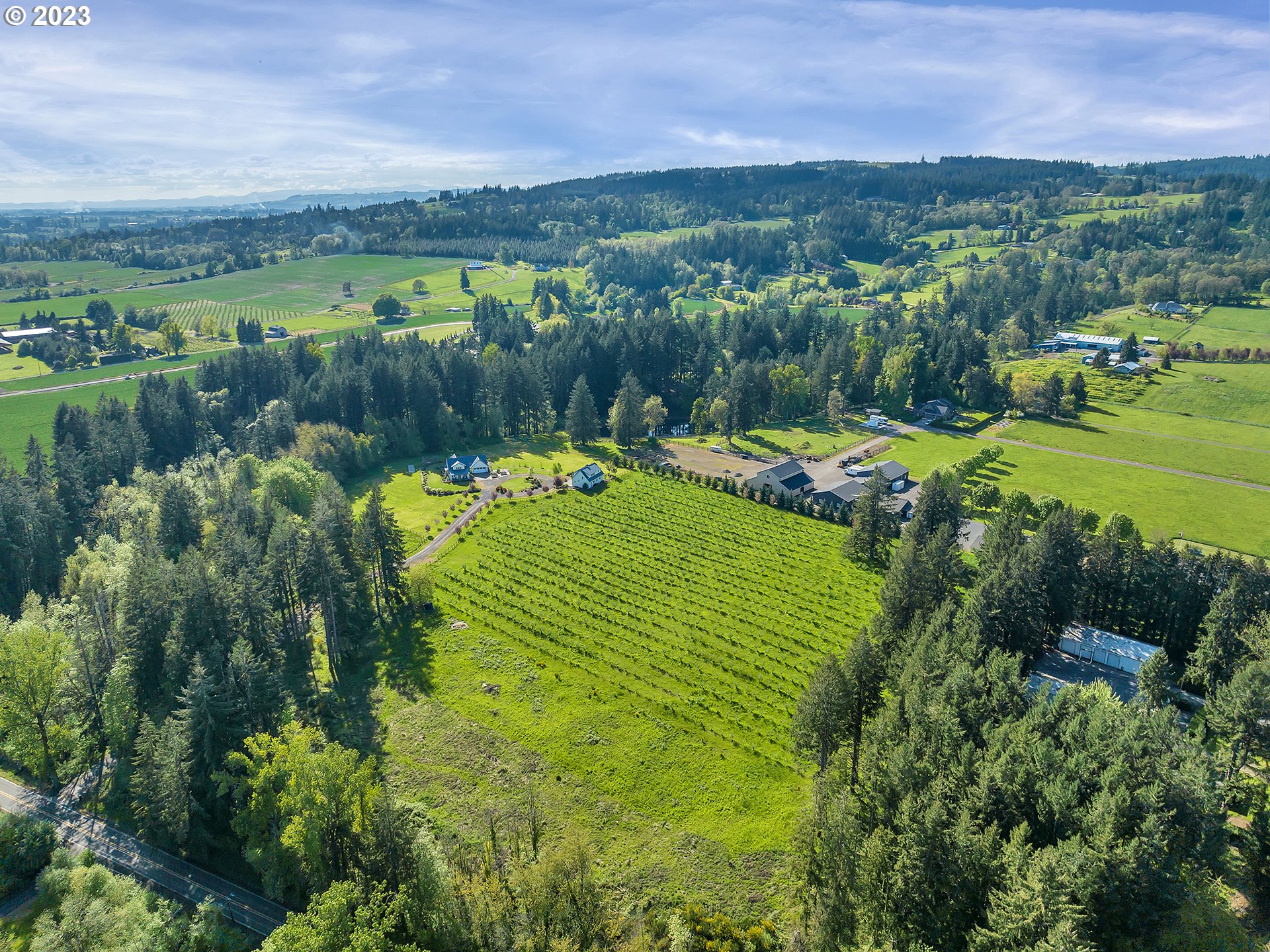 16939 Southwest Wilsonville Road Wilsonville, OR 97070 - Photo 3 of 43