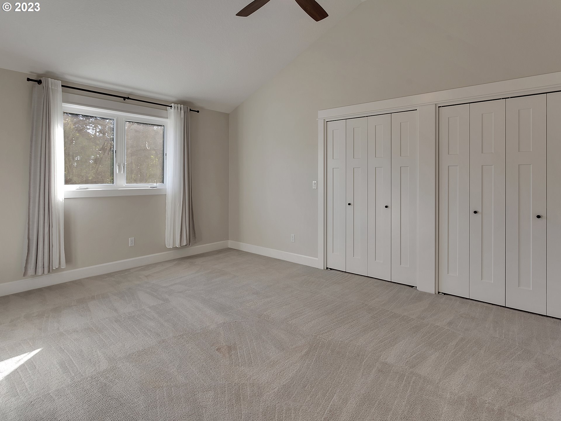 16939 Southwest Wilsonville Road Wilsonville, OR 97070 - Photo 38 of 43 a view of an empty room with a window