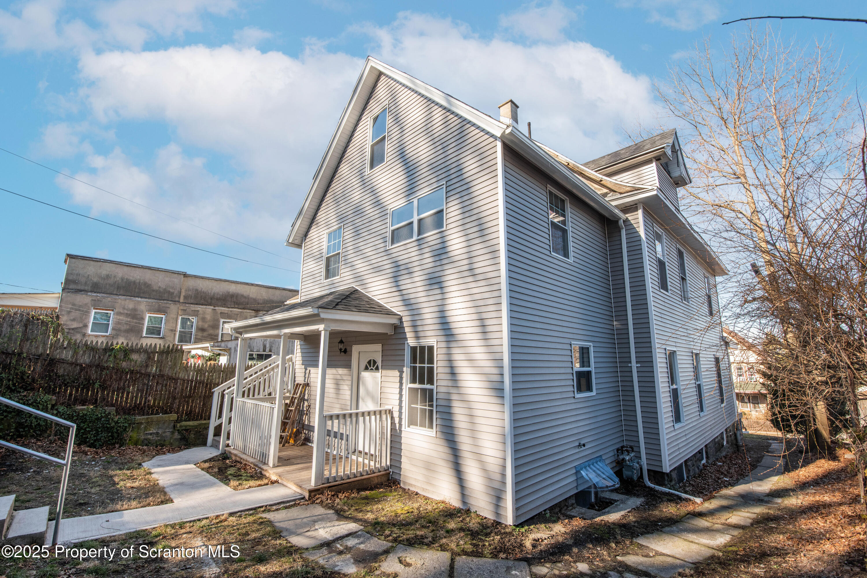 342 Harrison Avenue Scranton, PA 18510 - Photo 2 of 61 DSC_1937