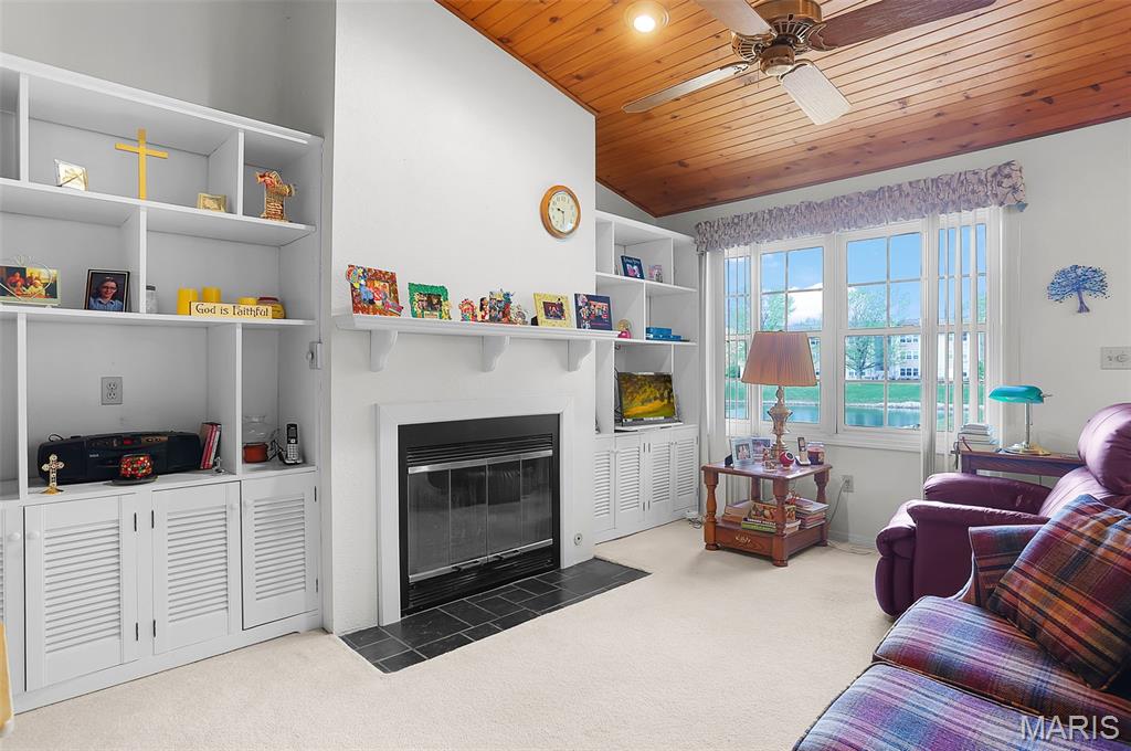 300 Pine Lake Road, Unit 9 Collinsville, IL 62234 - Photo 5 of 19