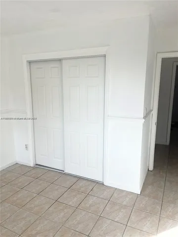 $1,950 | 605 West 68th Street, Unit 23, Hialeah, FL 33014