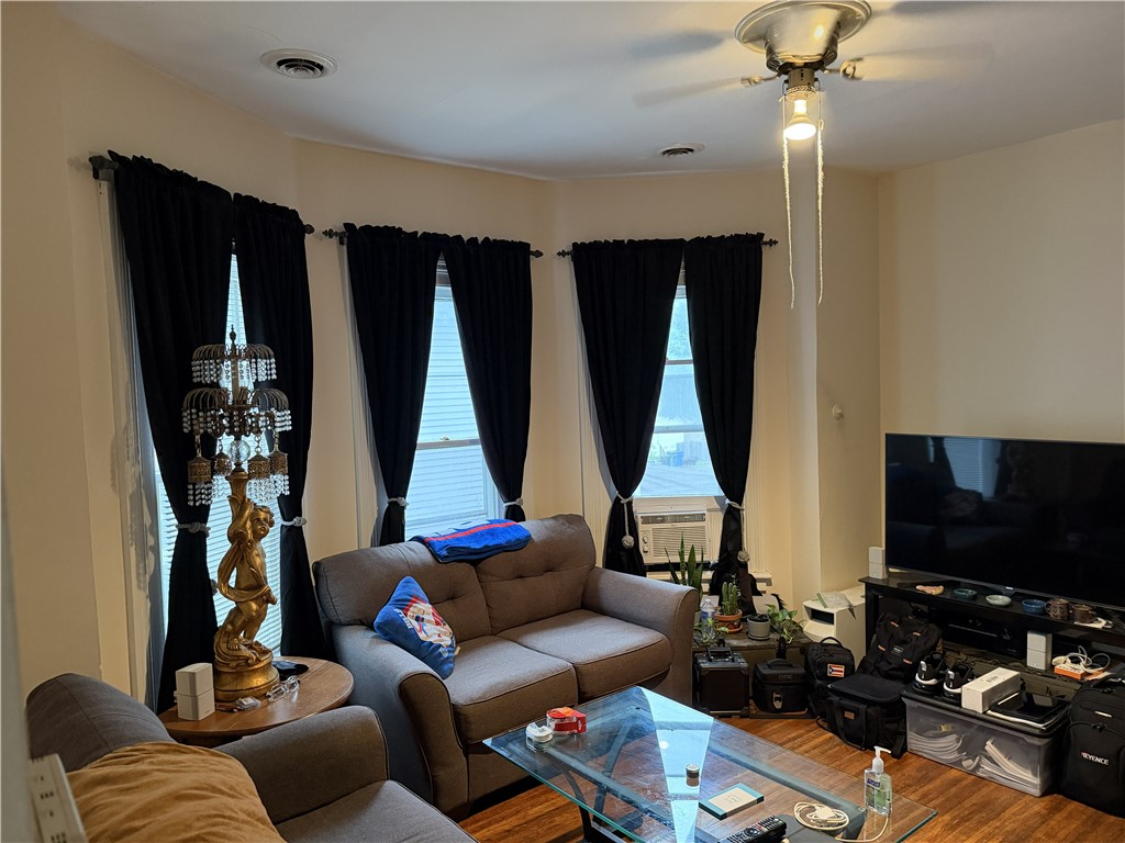 60 Rowley Street, Unit 2 Rochester, NY 14607 - Photo 11 of 12