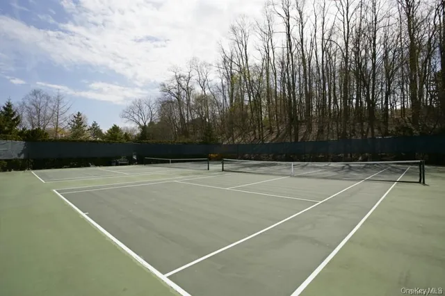 $364,000 | 500 Pondside Drive, Unit 2H, White Plains, NY 10607