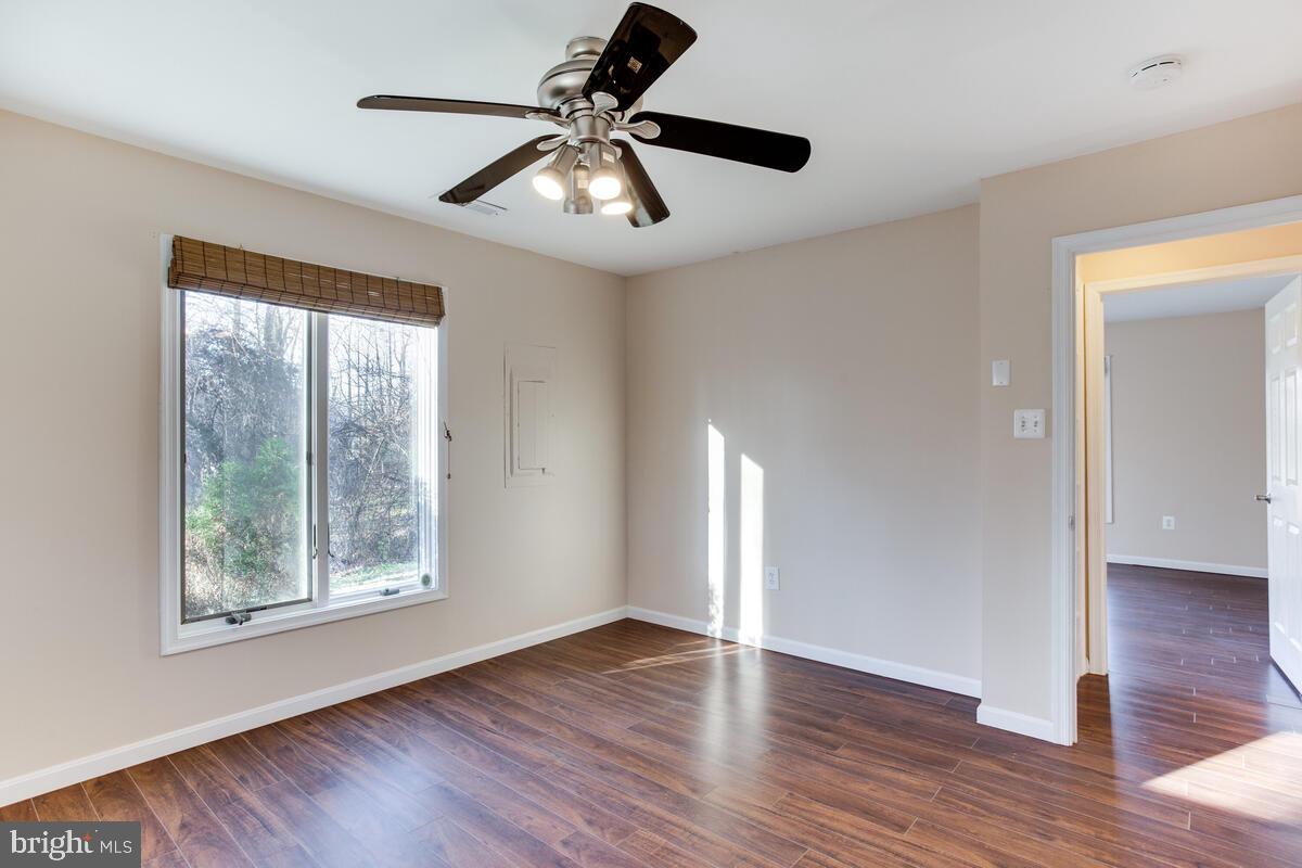 1181 Dares Beach Road Prince Frederick, MD 20678 - Photo 16 of 31 1st bedroom