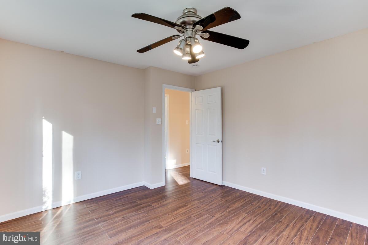 1181 Dares Beach Road Prince Frederick, MD 20678 - Photo 17 of 31 1st bedroom