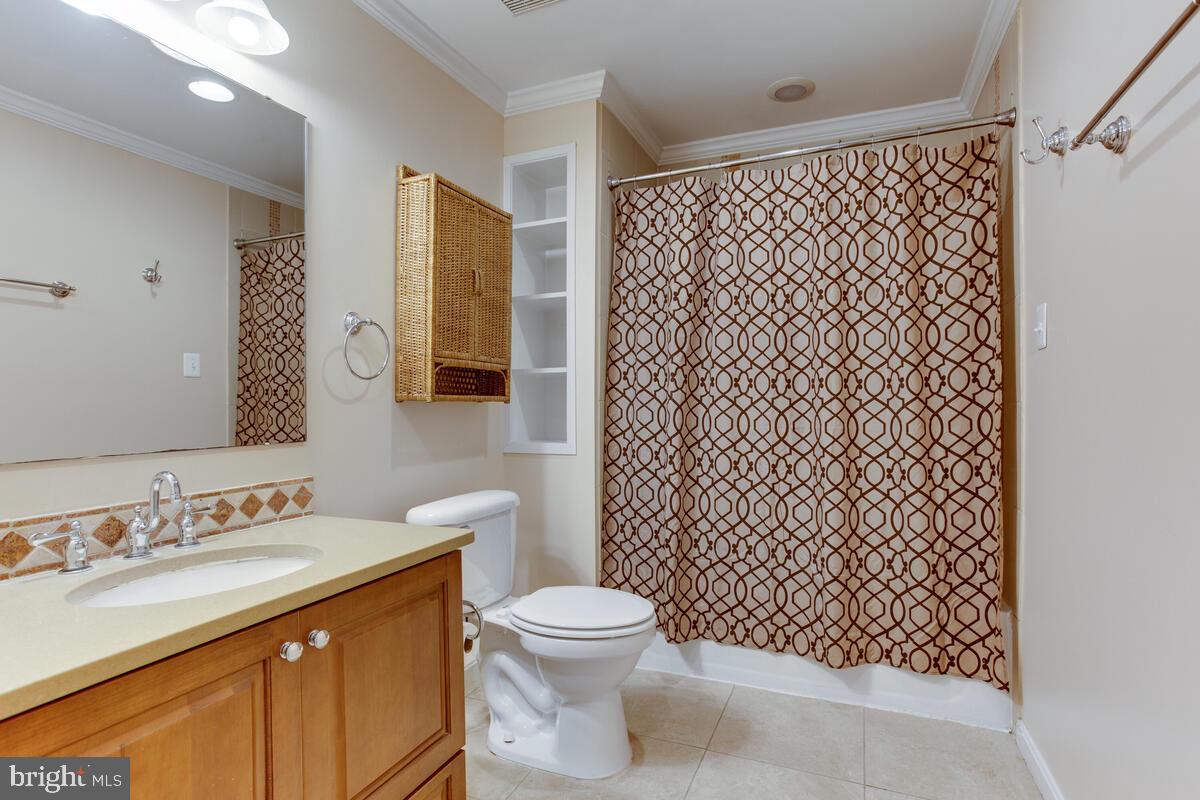 1181 Dares Beach Road Prince Frederick, MD 20678 - Photo 18 of 31 large bathroom