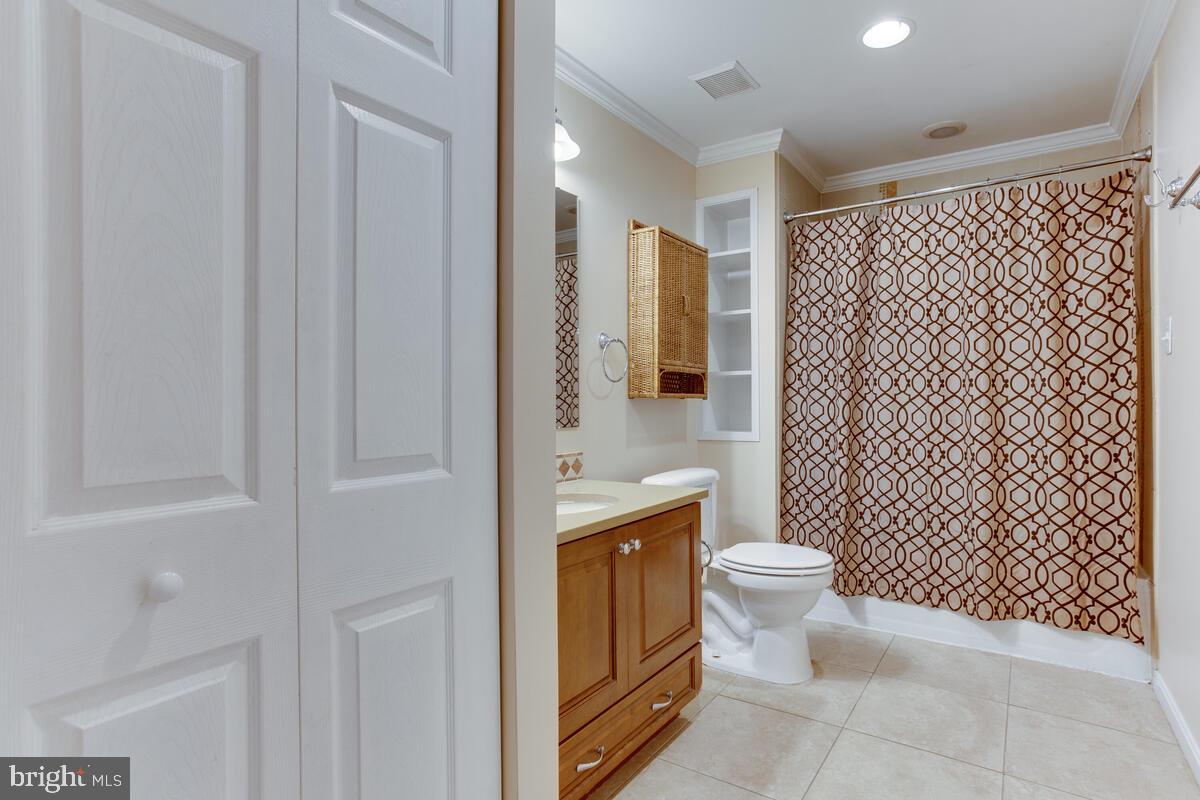 1181 Dares Beach Road Prince Frederick, MD 20678 - Photo 19 of 31 large bathroom