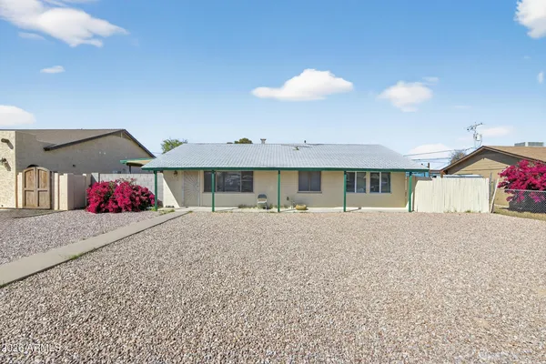 $1,700 | 1113 North Coolidge Avenue, Casa Grande, AZ 85122