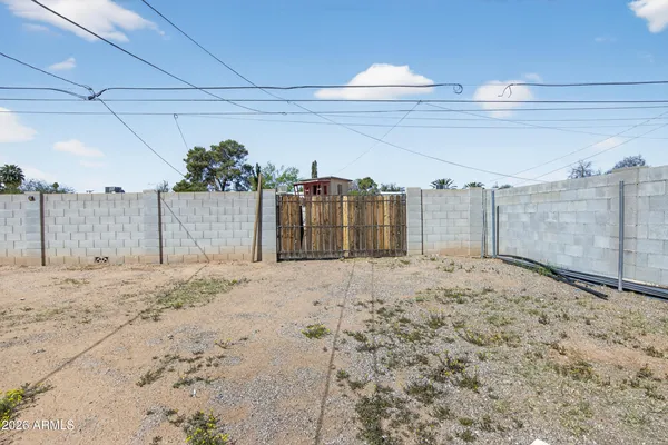 $1,700 | 1113 North Coolidge Avenue, Casa Grande, AZ 85122